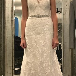 Wedding dress belt